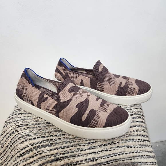 Rothy's Taupe Camo Sneakers Slip On Womens Size 8 - Picture 5 of 8
